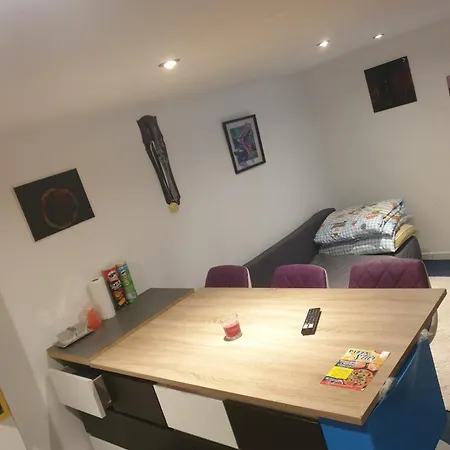 Privat Souterrain 1 Apartment